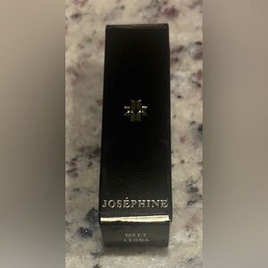 Josephine Eye Dazzle in Leona